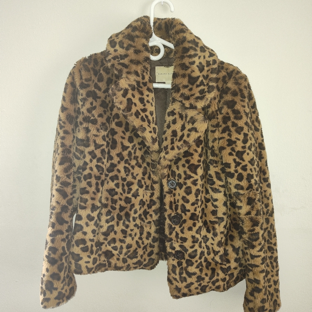 Trending Leopard print coat by Banana Republic, Sz. S